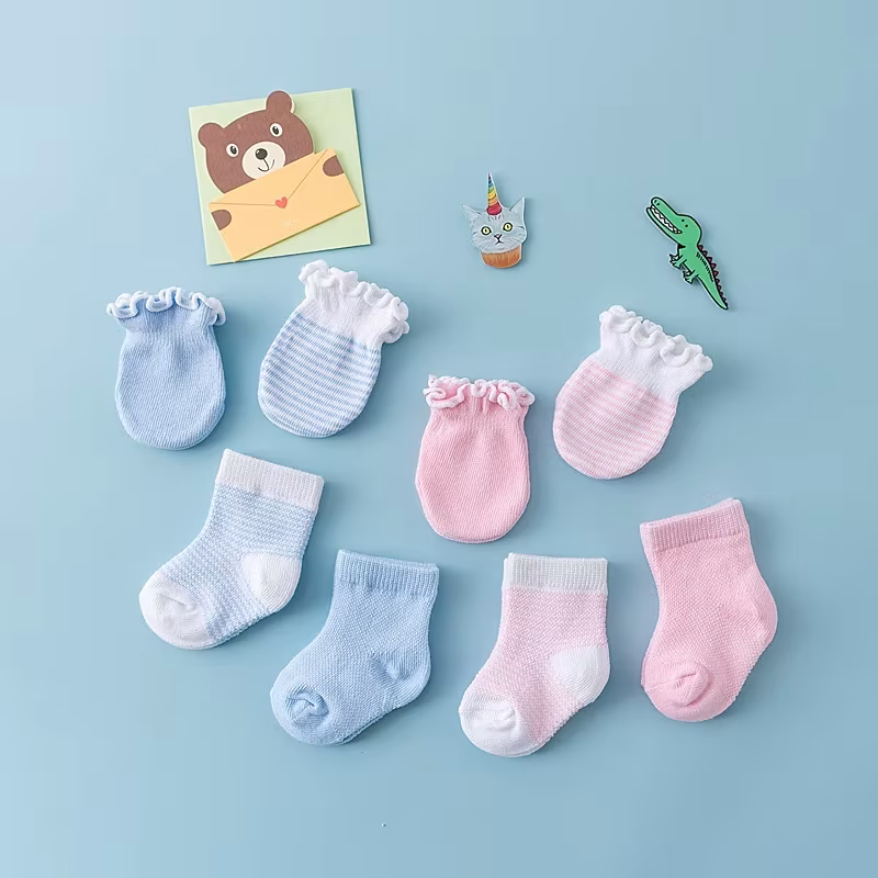 Socks & Mittens